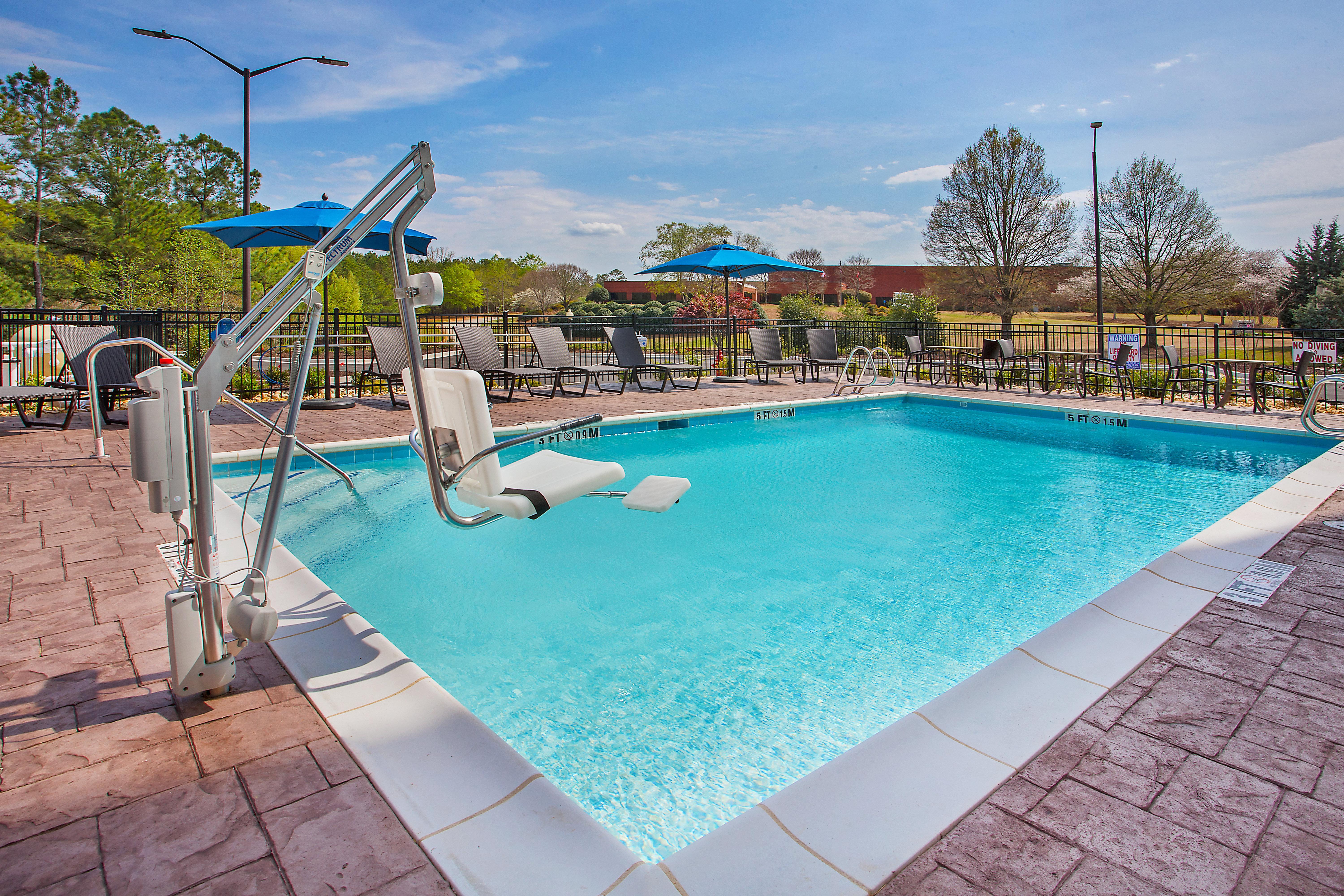 Holiday Inn Express & Suites Covington By Ihg Exteriör bild