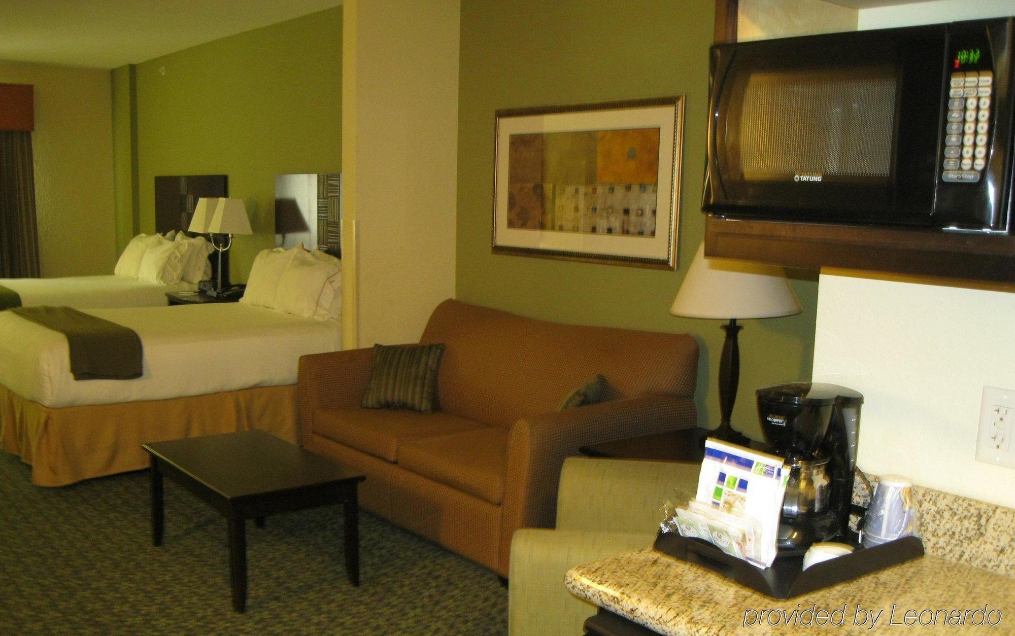 Holiday Inn Express & Suites Covington By Ihg Exteriör bild