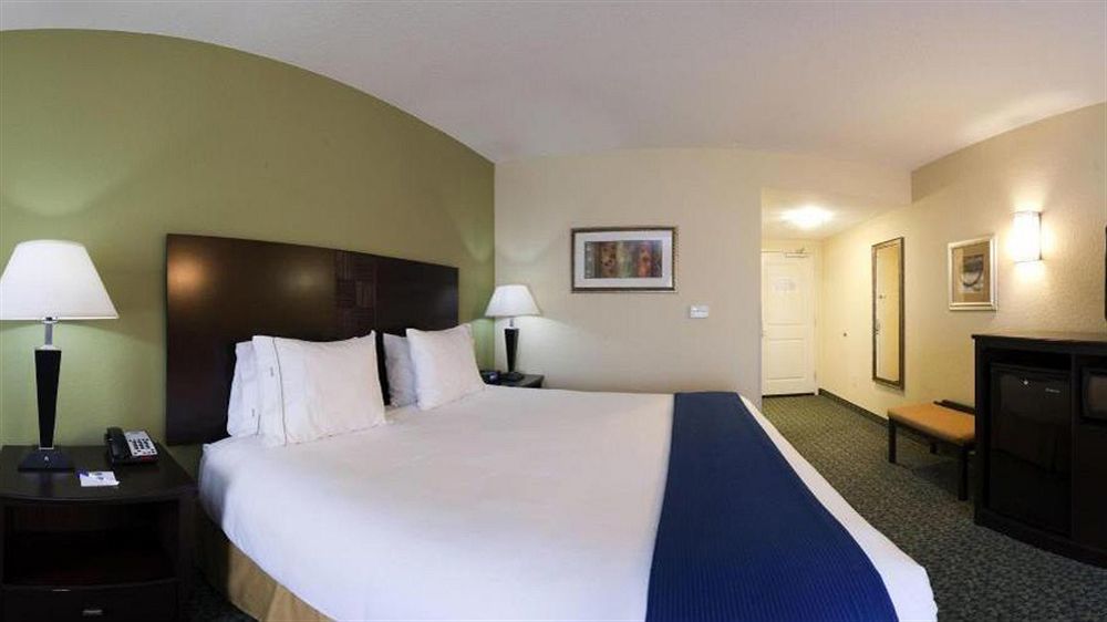 Holiday Inn Express & Suites Covington By Ihg Exteriör bild