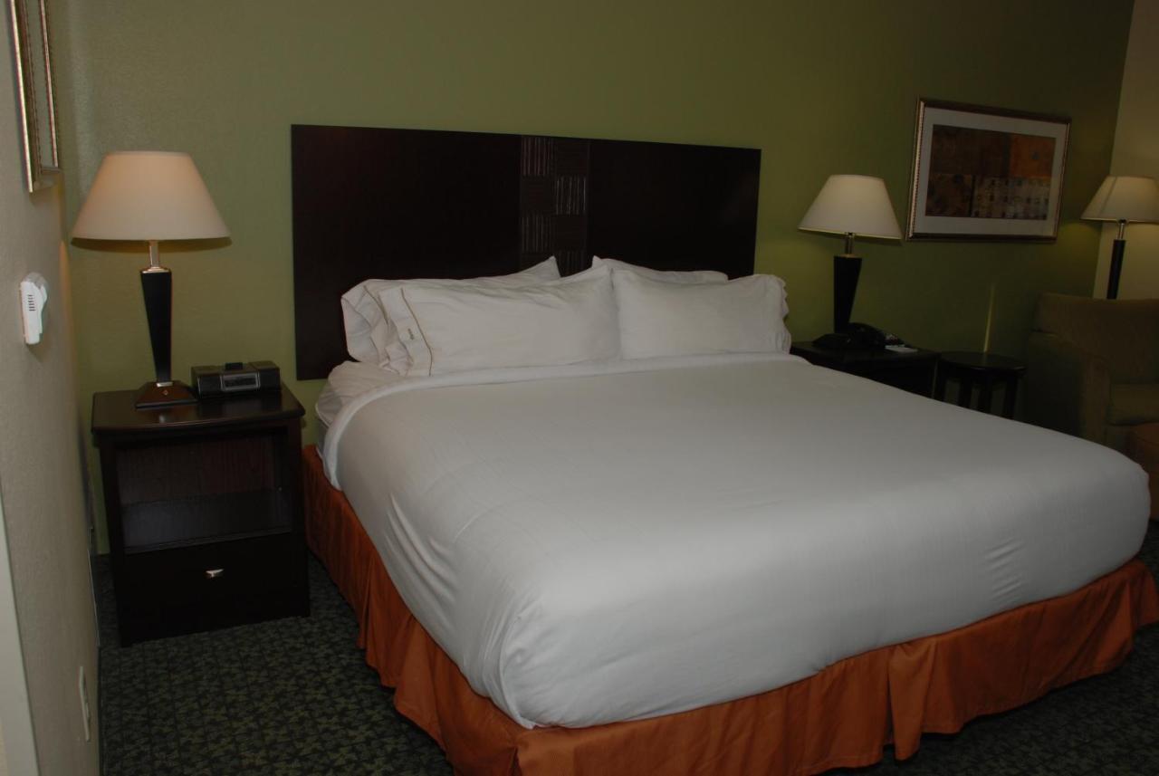 Holiday Inn Express & Suites Covington By Ihg Exteriör bild
