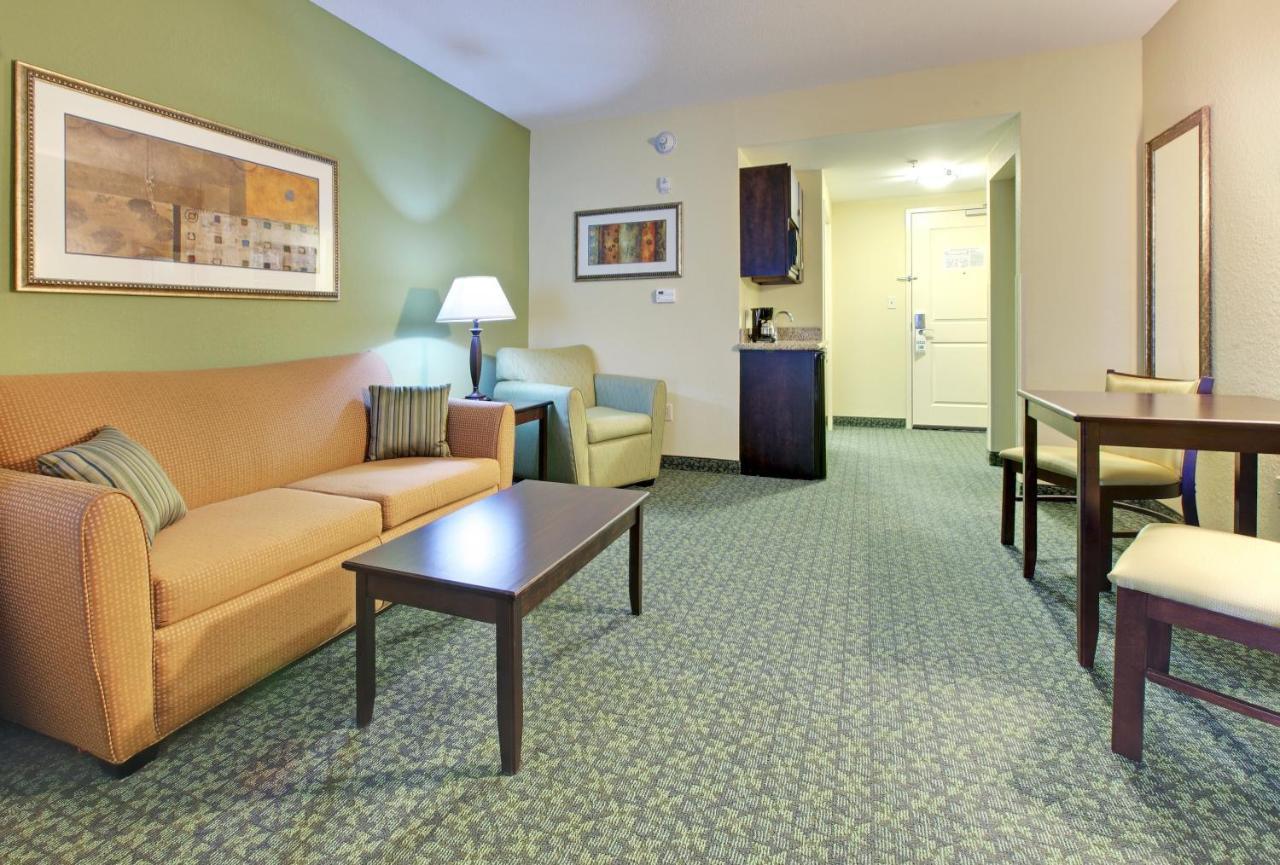 Holiday Inn Express & Suites Covington By Ihg Exteriör bild